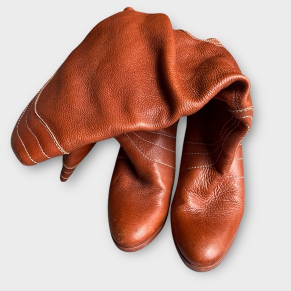 BCBG woman’s size 9, high heeled 16 inch high brown leather boots. - Picture 5 of 9